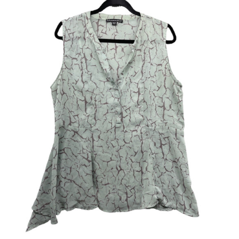 NWOT Harlowe & Graham Sheer V Neck Sleeveless Tunic‎ Top
